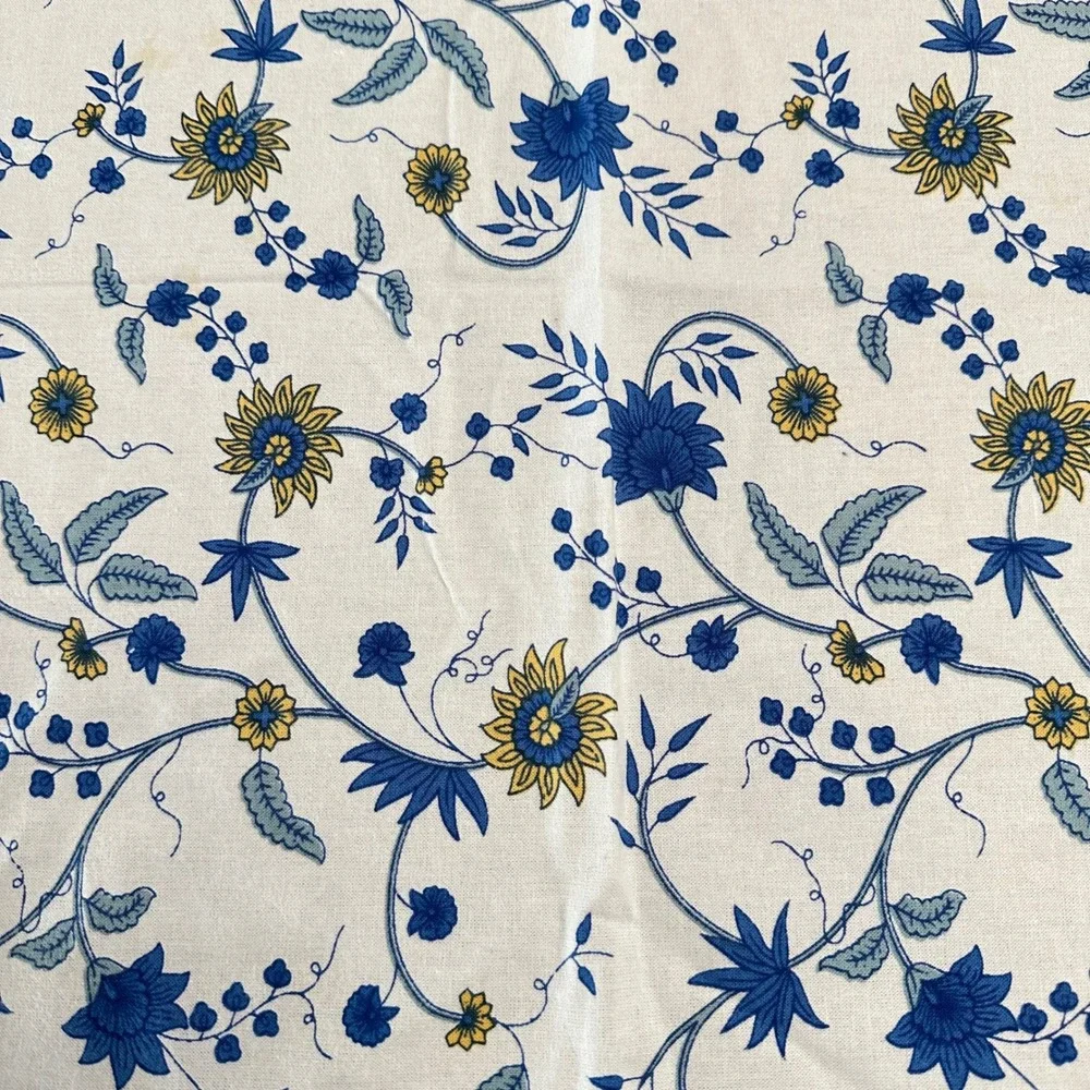 Williams Sonoma Marketplace Vintage 3 Piece Floral Napkins 20x20 inch Country
